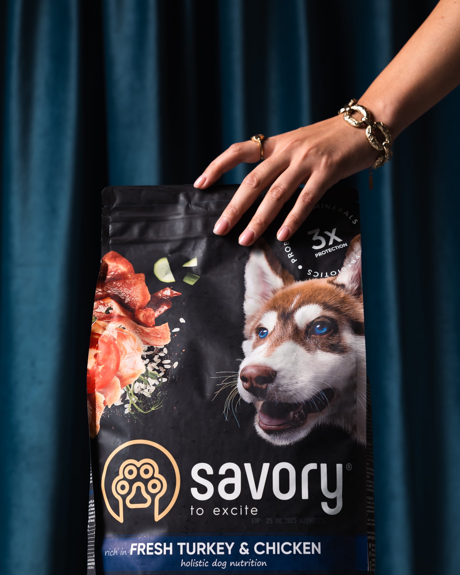 Savory Κουτάβια Μεγάλων φυλών με Γαλοπούλα και Κοτόπουλο